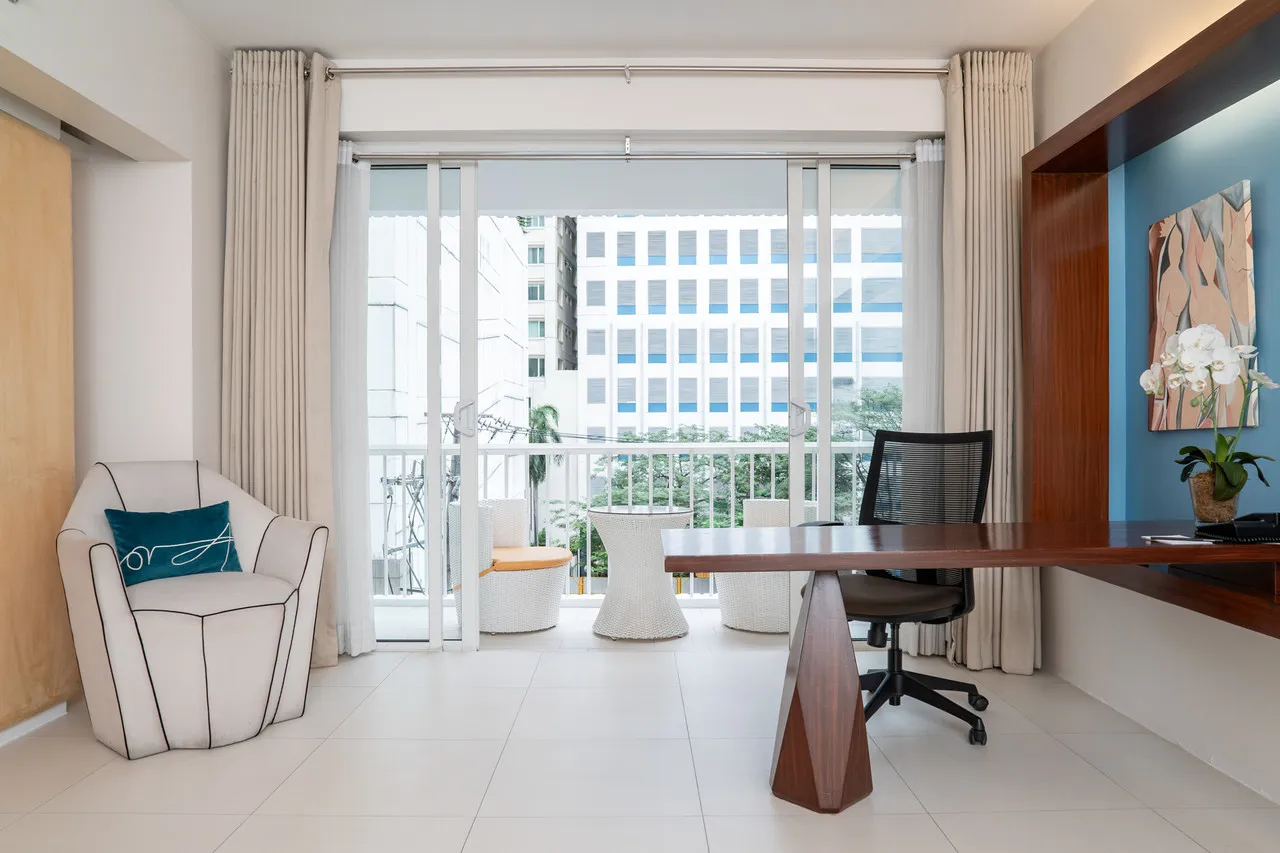 The Picasso Boutique Serviced Residences — rooms and atmosphere