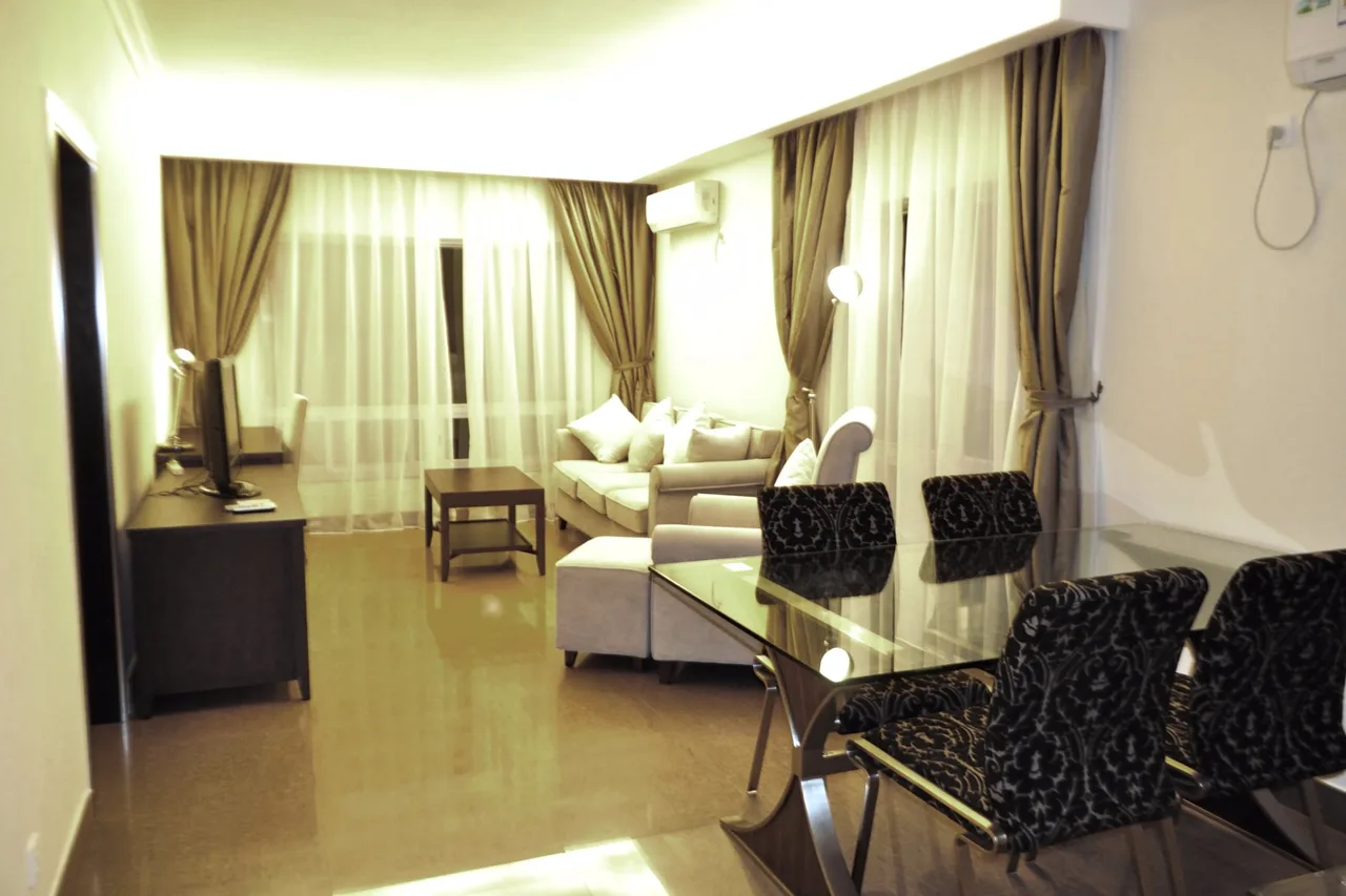 The Plaza Hotel Dili — rooms and atmosphere