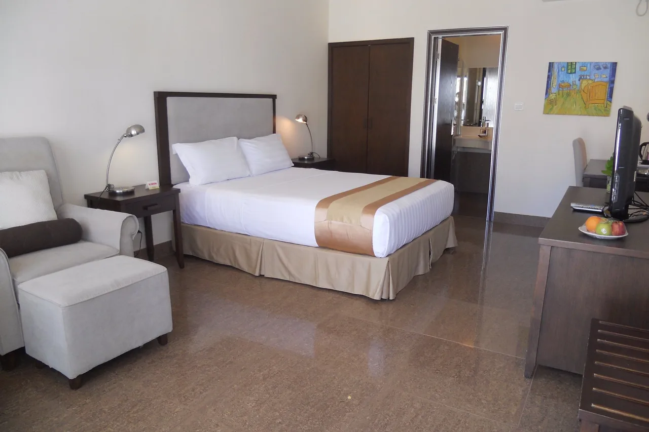 The Plaza Hotel Dili — rooms and atmosphere