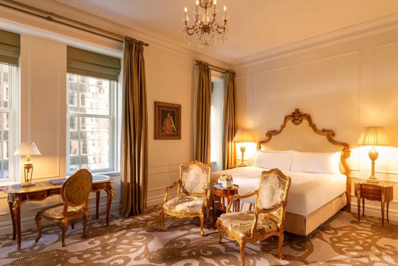 The Plaza, A Fairmont Managed Hotel — ภาพห้องพักและบรรยากาศ