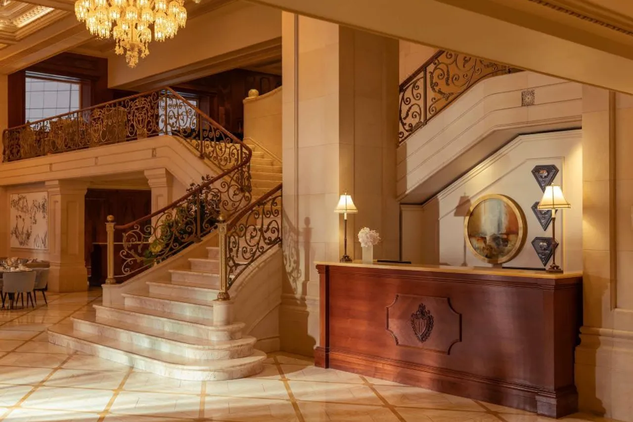 The Plaza, A Fairmont Managed Hotel — ภาพห้องพักและบรรยากาศ