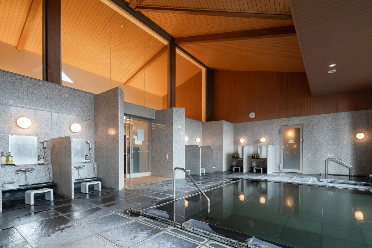 The Prince Hakone Lake Ashinoko — rooms and atmosphere