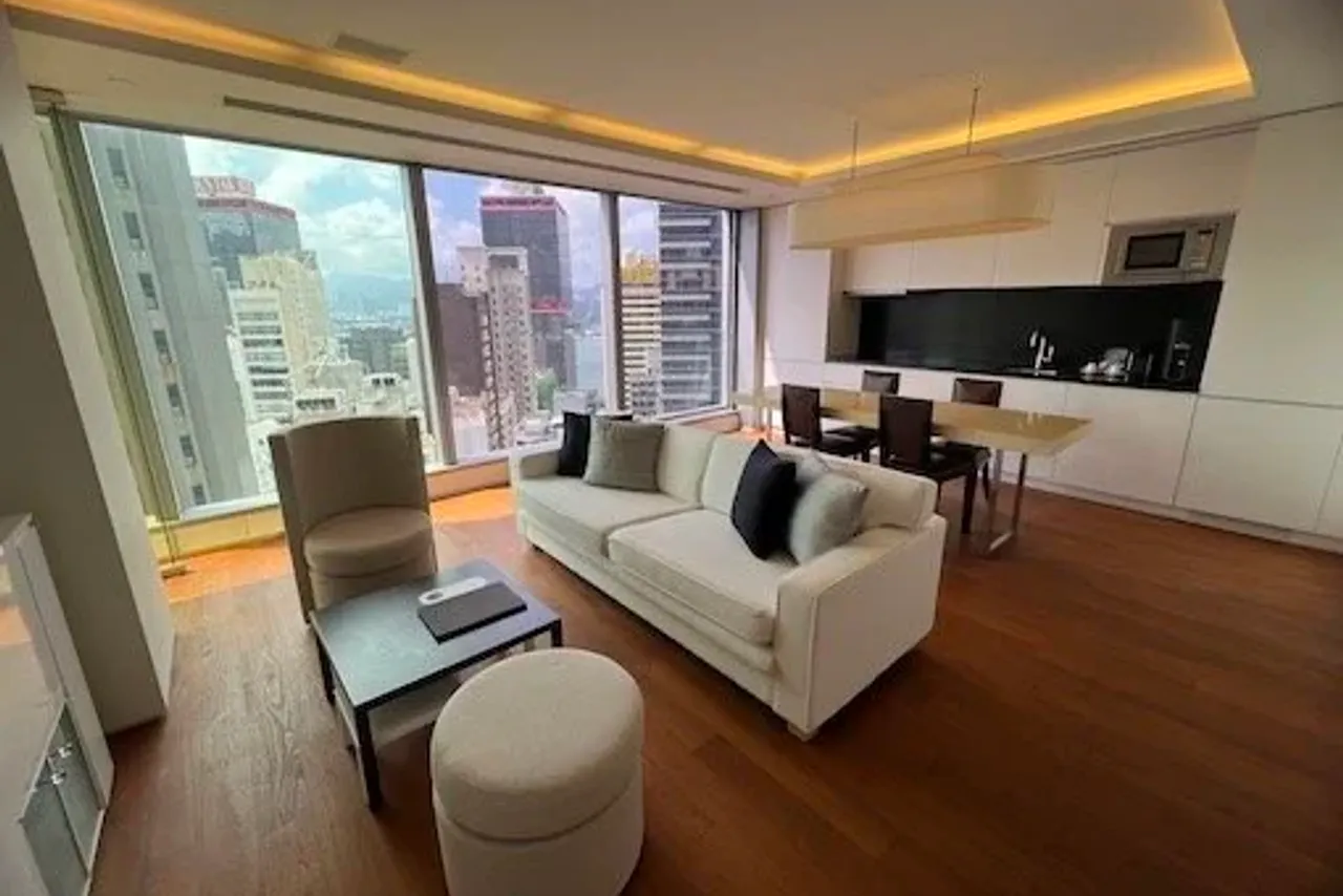 The Putman — ภาพห้องพักและบรรยากาศ
