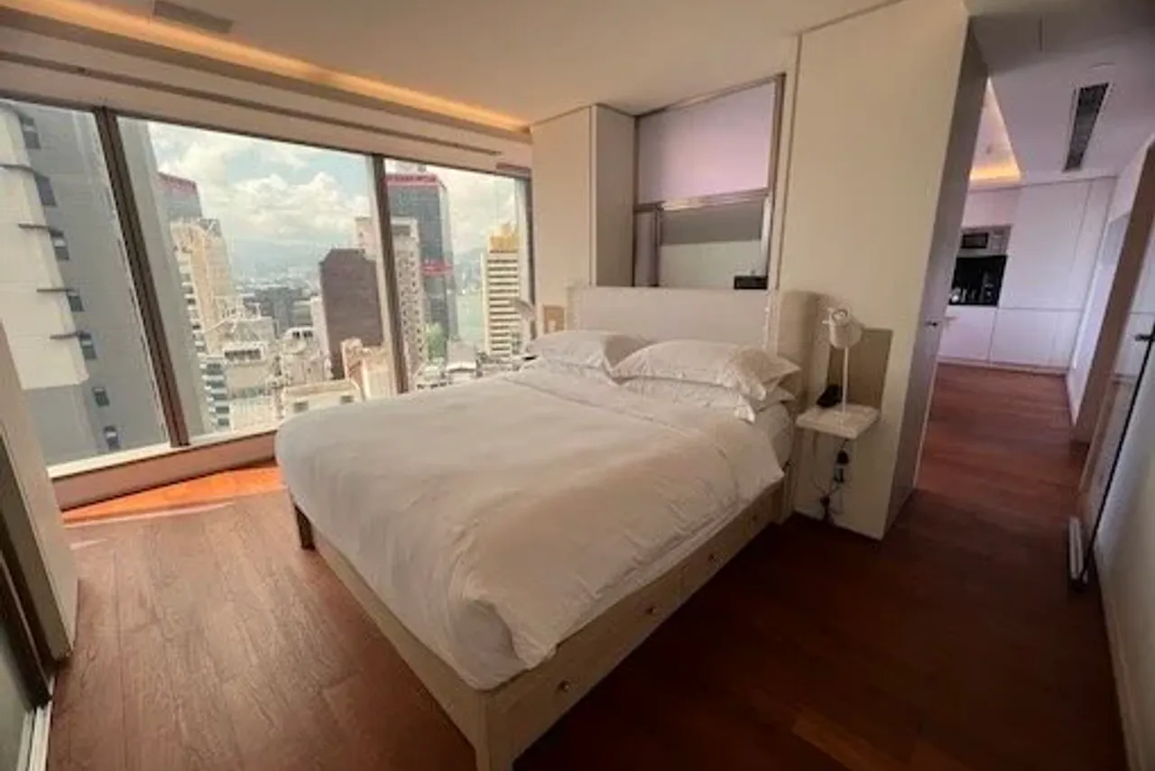 The Putman — ภาพห้องพักและบรรยากาศ