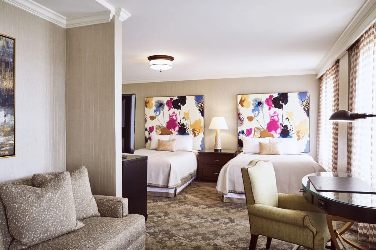 The Raphael Hotel, Autograph Collection — โรงแรมในแคนซัสซิตี