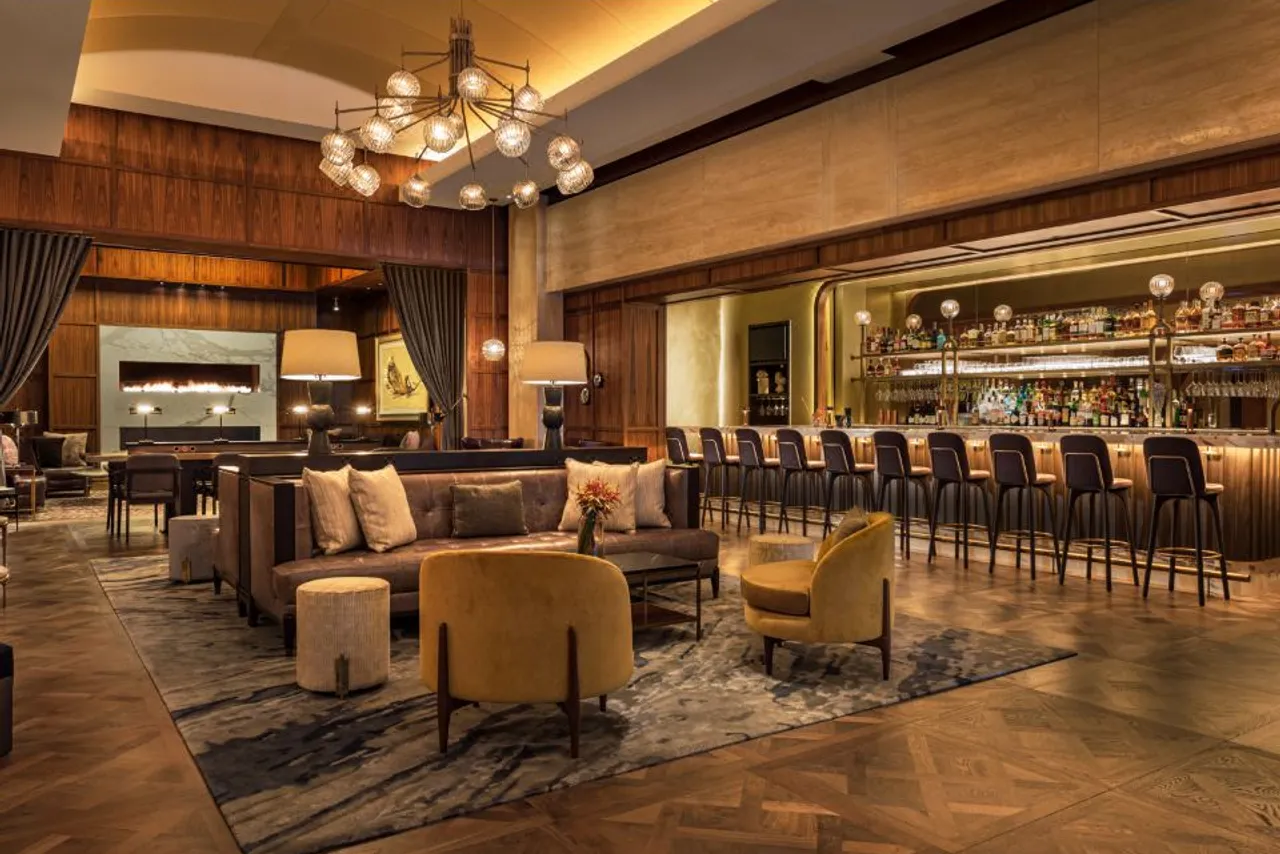 The Ritz-Carlton, Boston — rooms and atmosphere