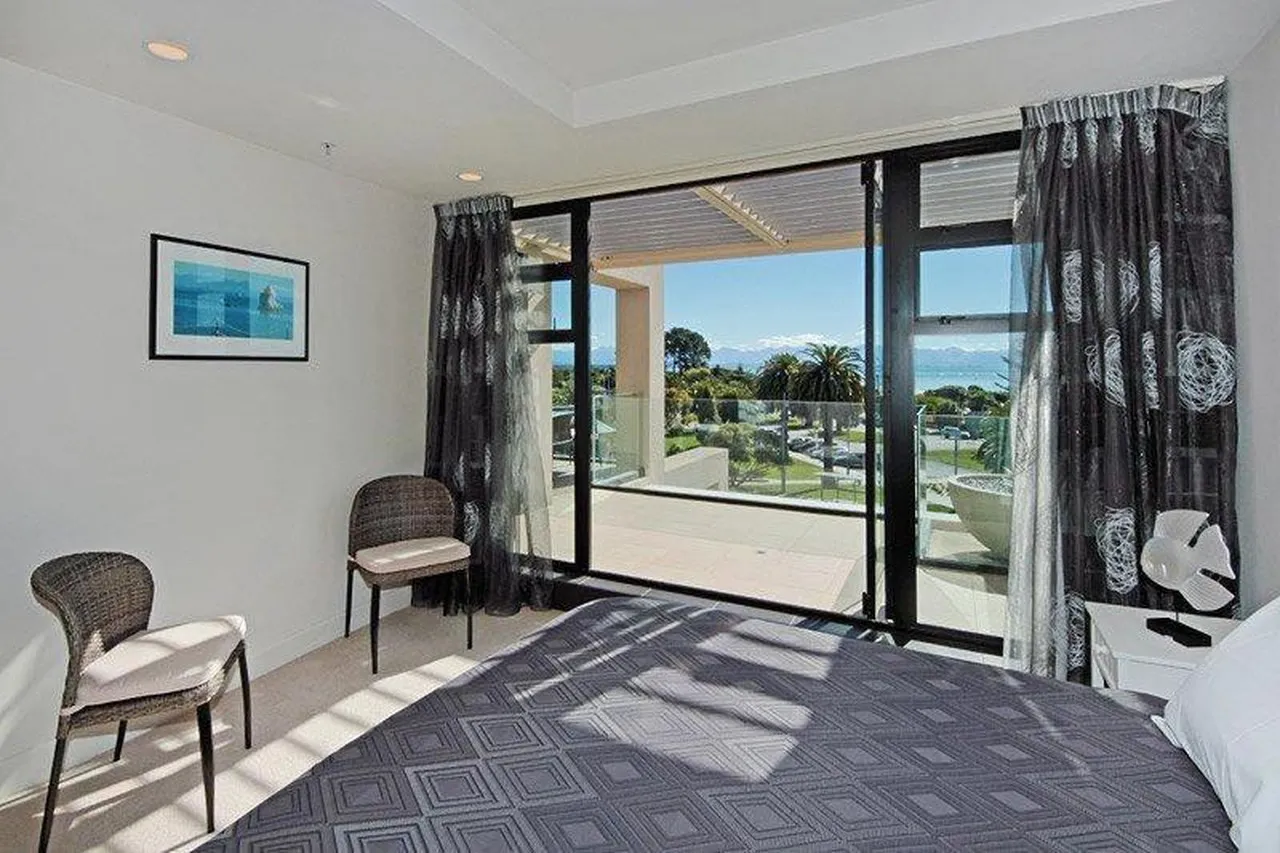 The Sands Nelson — rooms and atmosphere