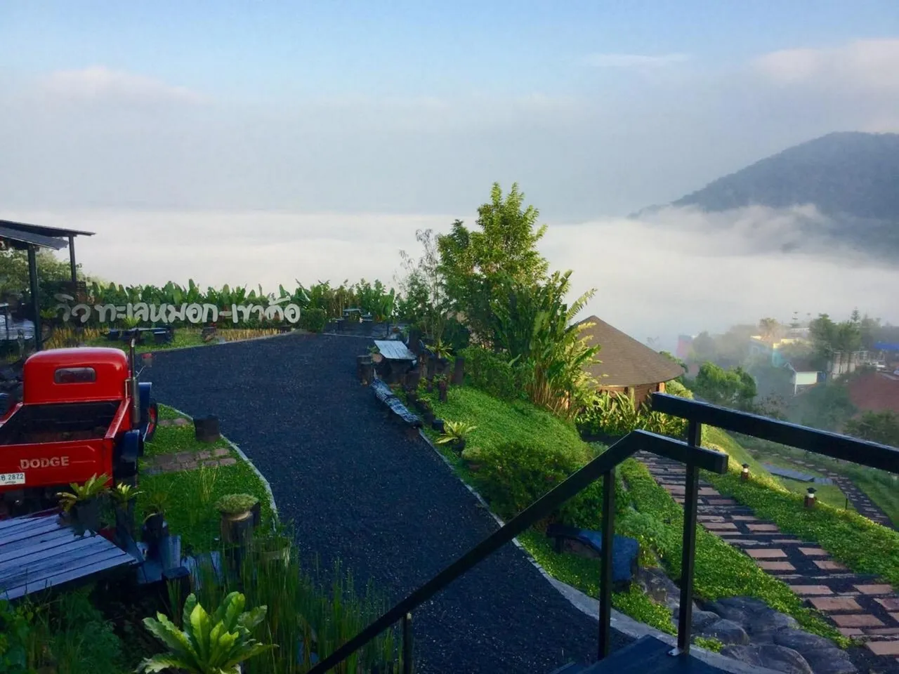 The Sense View Talaymok Khaokho — rooms and atmosphere