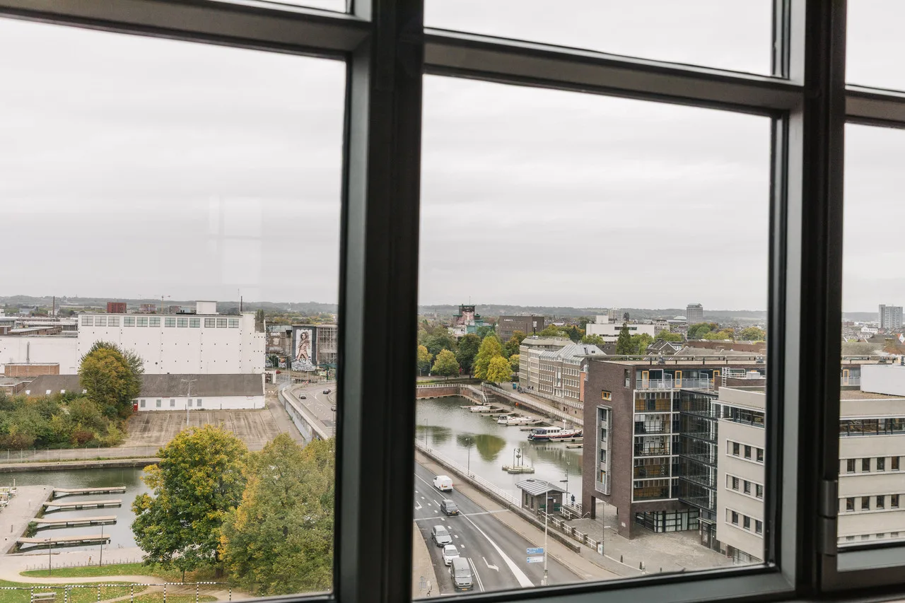The Social Hub Maastricht — ภาพห้องพักและบรรยากาศ