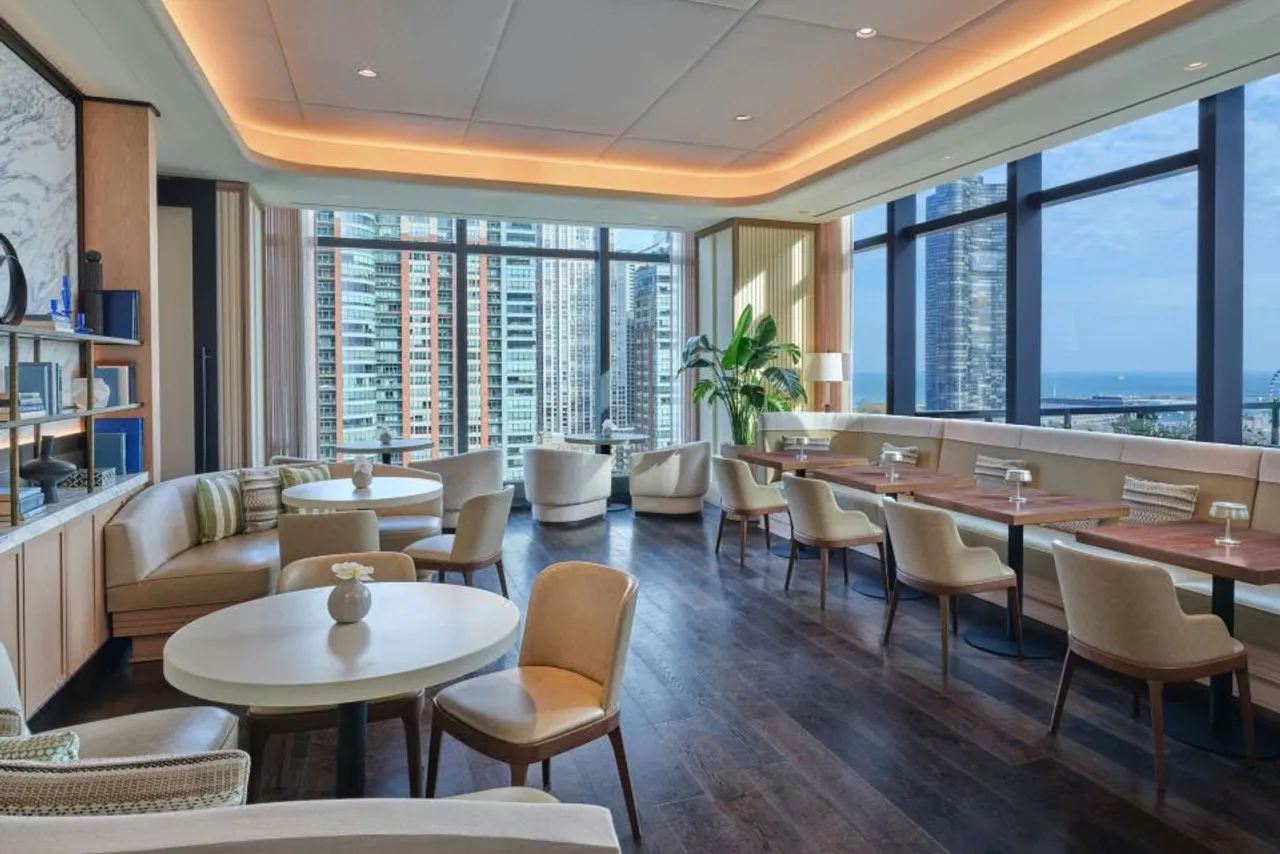 The St. Regis Chicago — ภาพห้องพักและบรรยากาศ