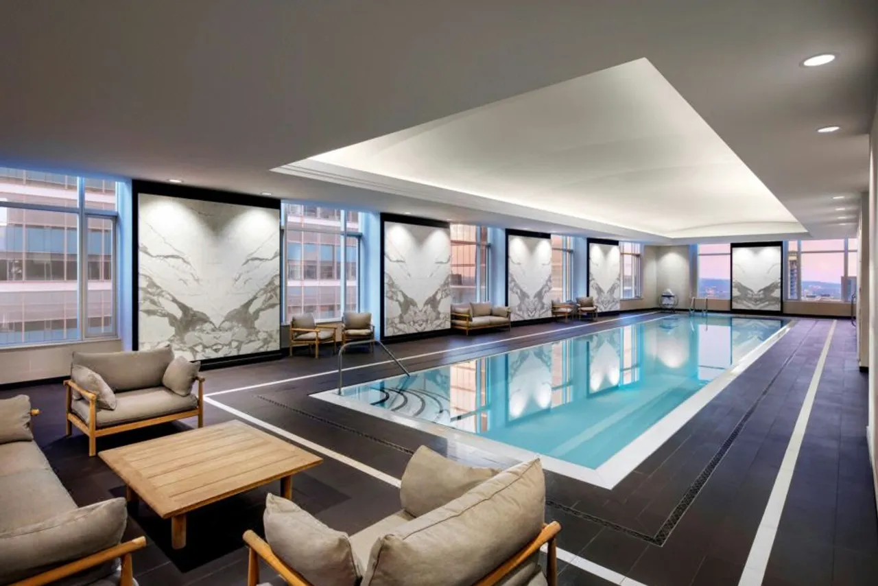 The St. Regis Toronto — ภาพห้องพักและบรรยากาศ