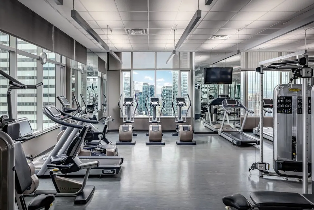 The St. Regis Toronto — ภาพห้องพักและบรรยากาศ