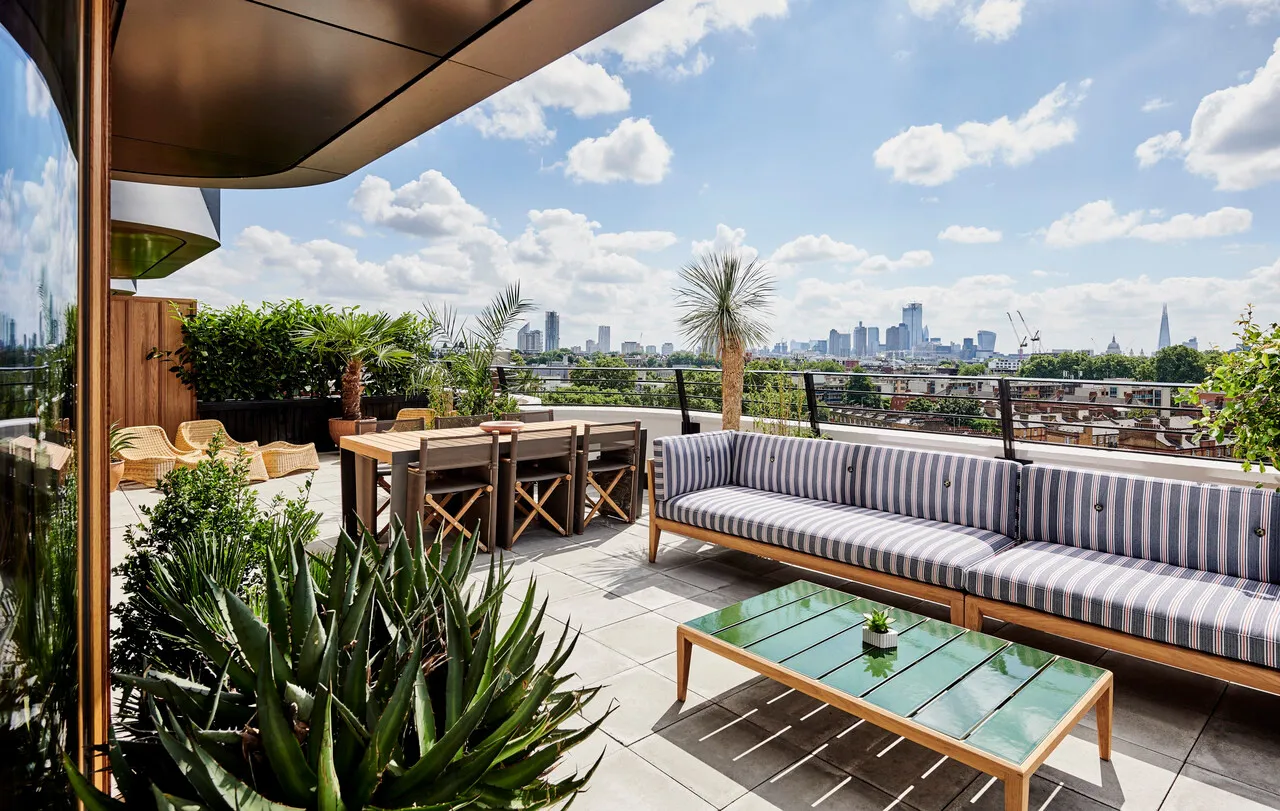 The Standard London — rooms and atmosphere