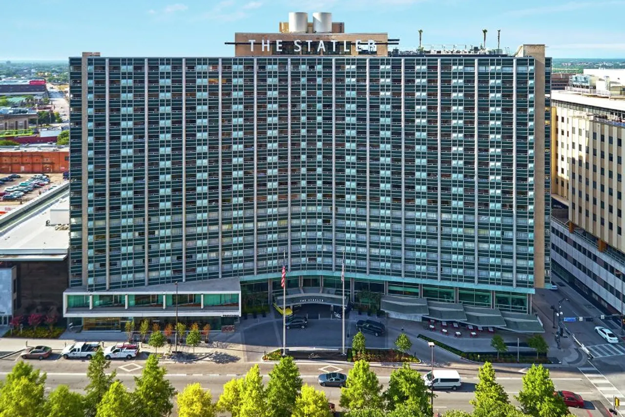 The Statler Dallas, Curio Collection by Hilton — โรงแรมในดัลลัส