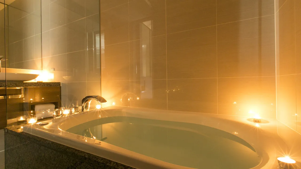The Strings Hotel Nagoya — rooms and atmosphere