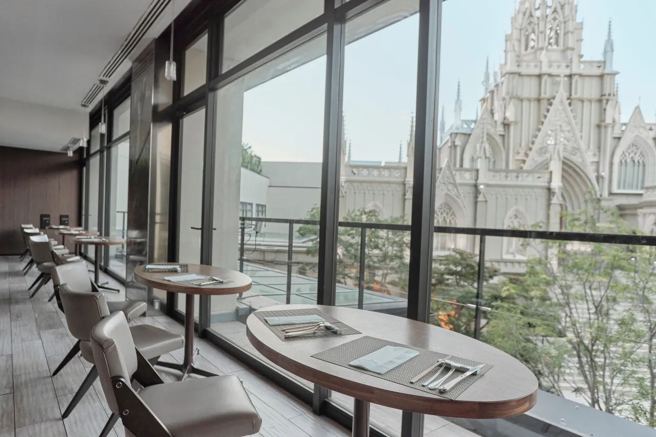 The Strings Hotel Nagoya — rooms and atmosphere