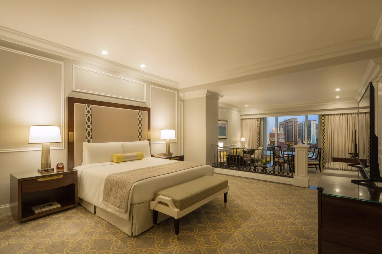 The Venetian Macao — rooms and atmosphere