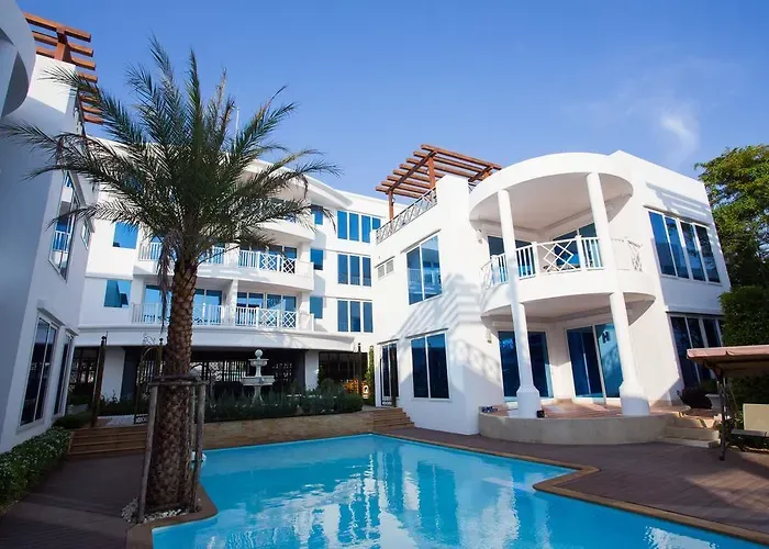 The Verona Hua Hin Resort — rooms and atmosphere