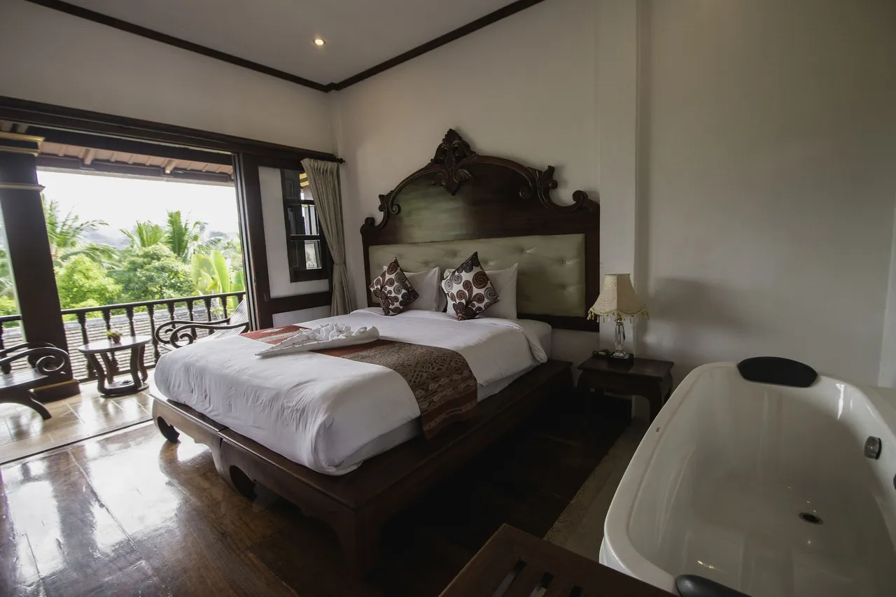 The View Pavilion — rooms and atmosphere