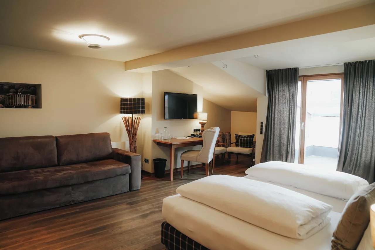 The Weisses Rössl — rooms and atmosphere