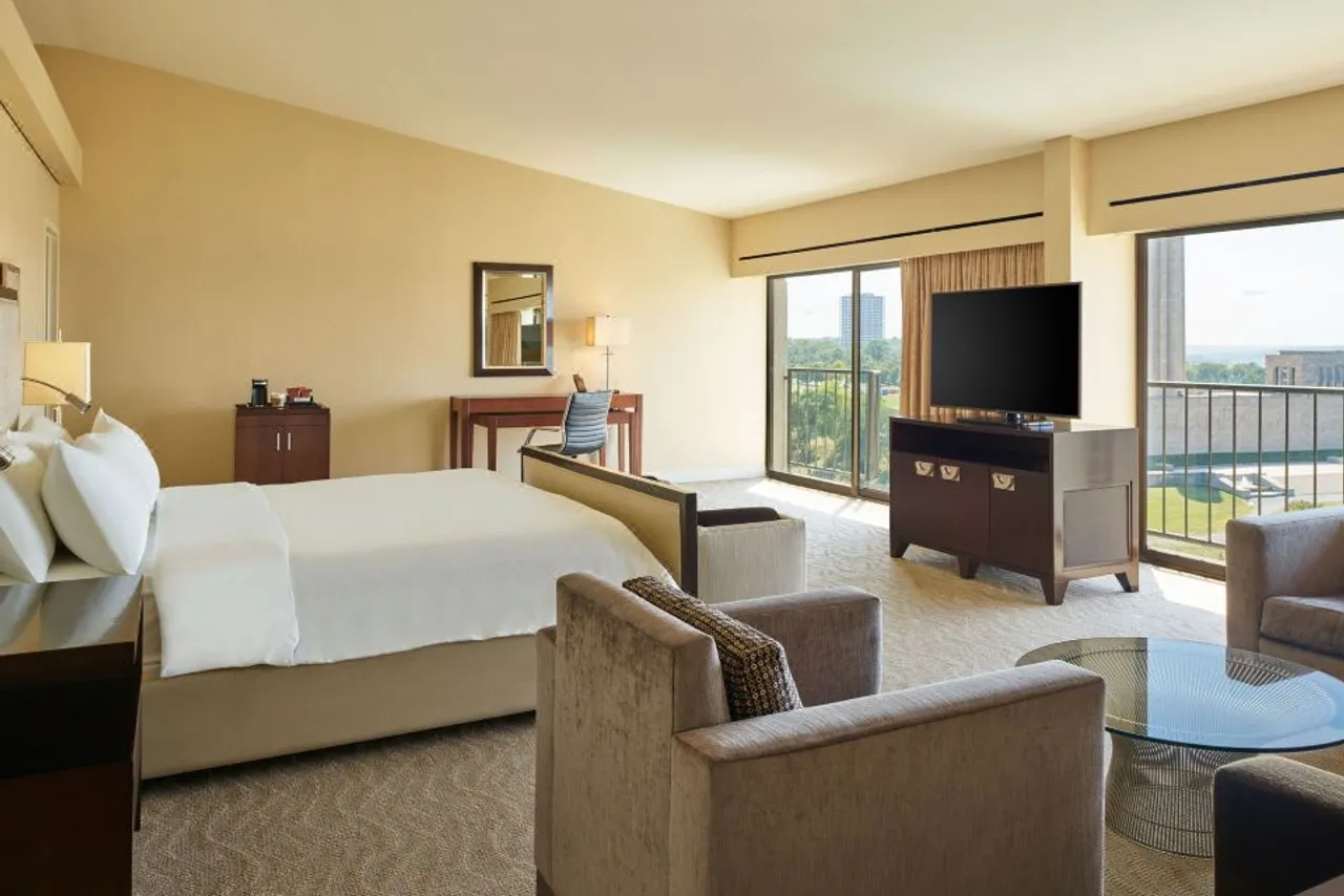 The Westin Kansas City at Crown Center — ภาพห้องพักและบรรยากาศ