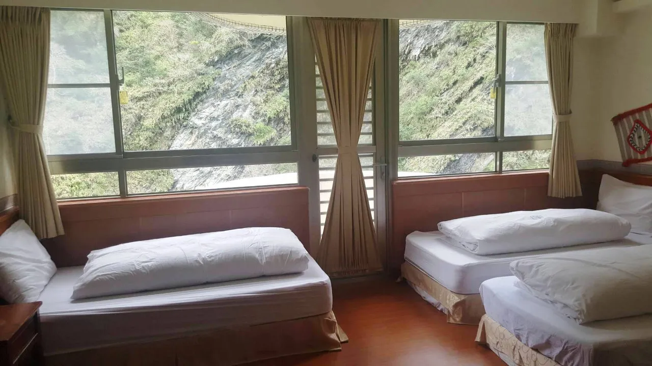 Tienhsiang Youth Activity Center — rooms and atmosphere