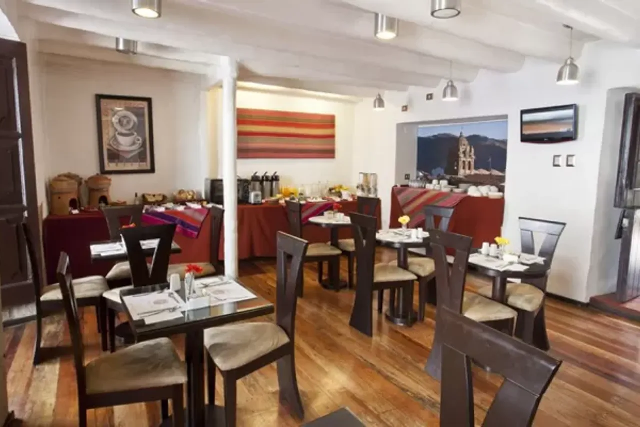 Tierra Viva Cusco Plaza — rooms and atmosphere
