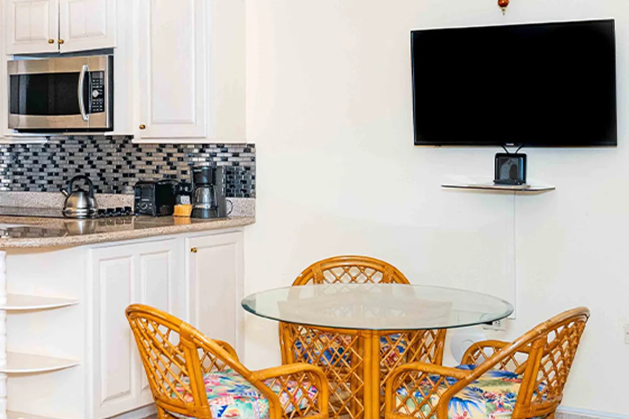 Timothy Beach Resort — ภาพห้องพักและบรรยากาศ