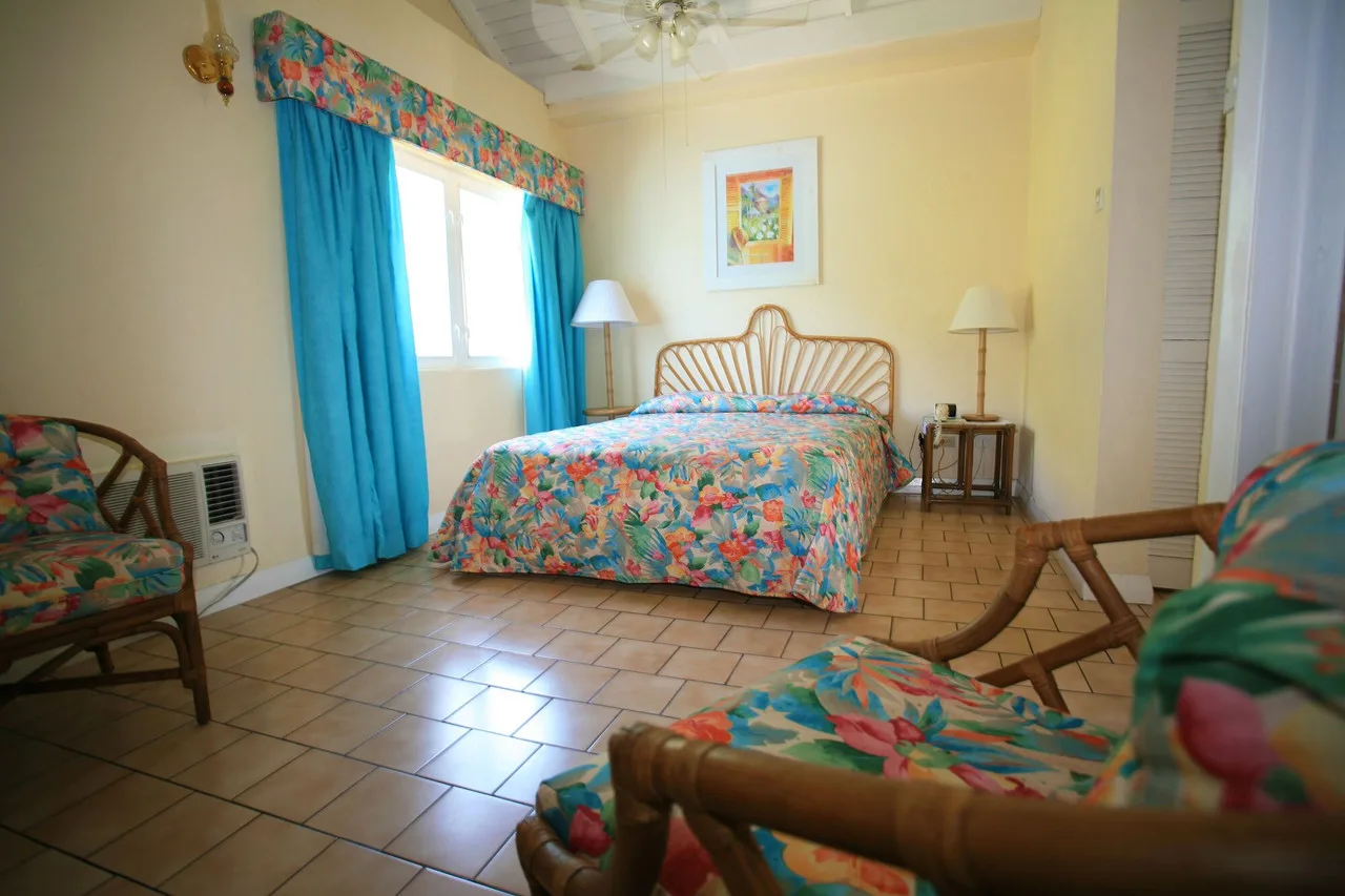 Timothy Beach Resort — ภาพห้องพักและบรรยากาศ