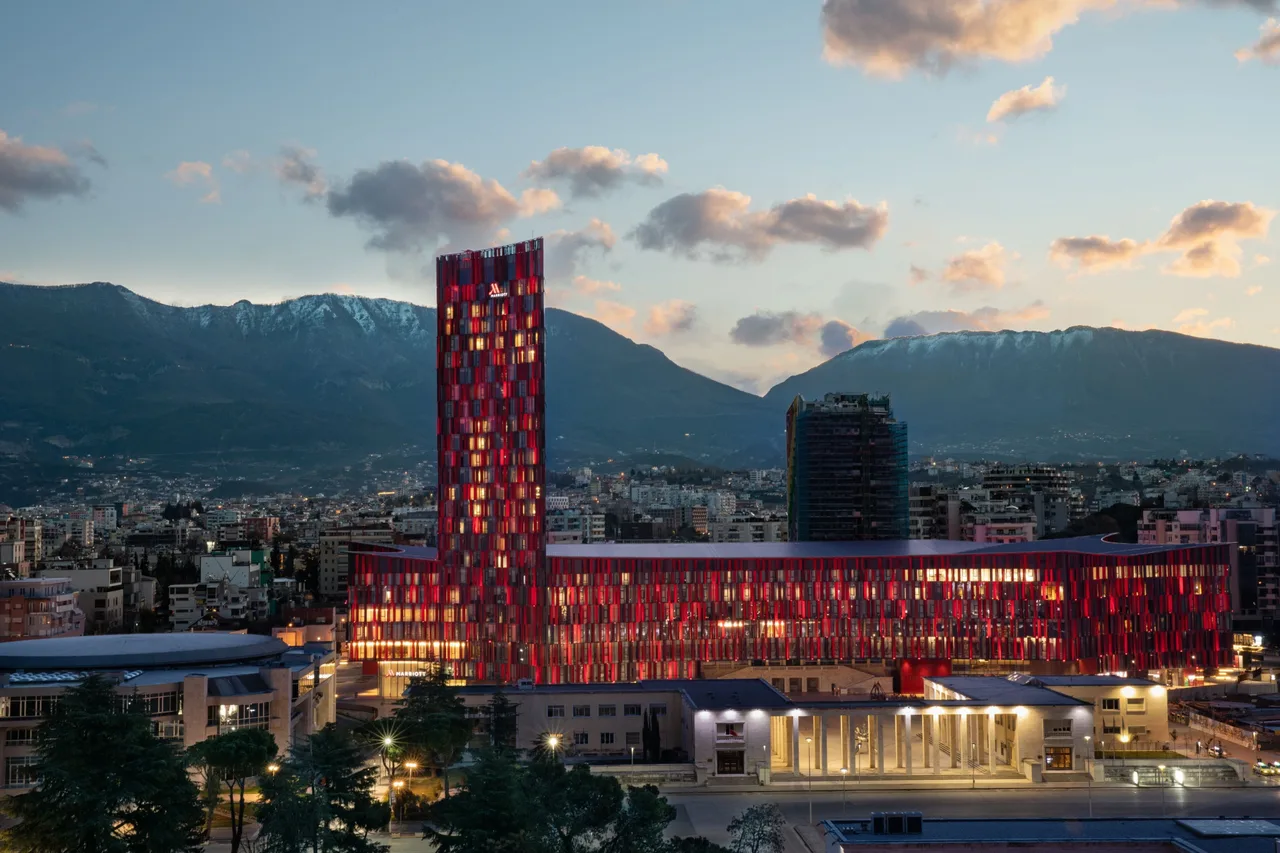 Tirana Marriott Hotel — โรงแรมในติรานา