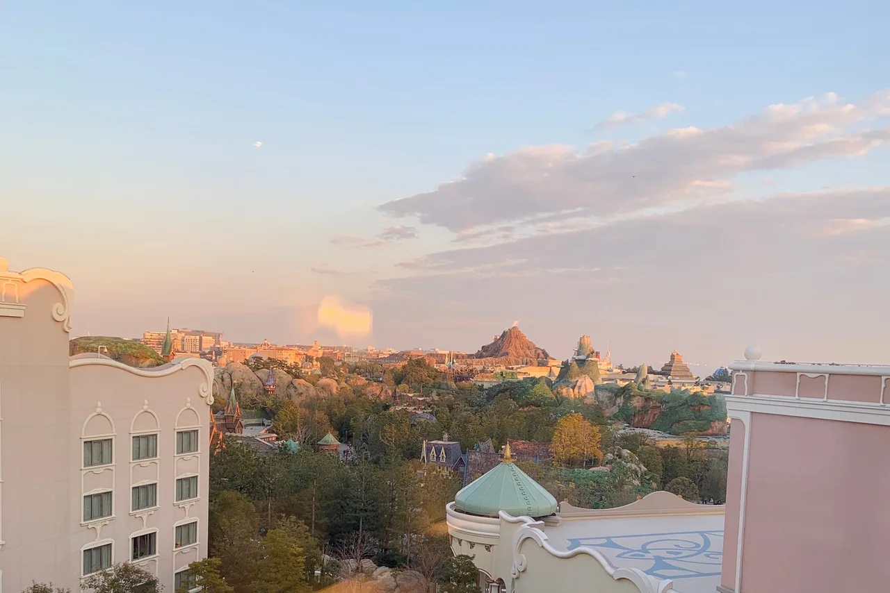 Tokyo DisneySea Fantasy Springs Hotel