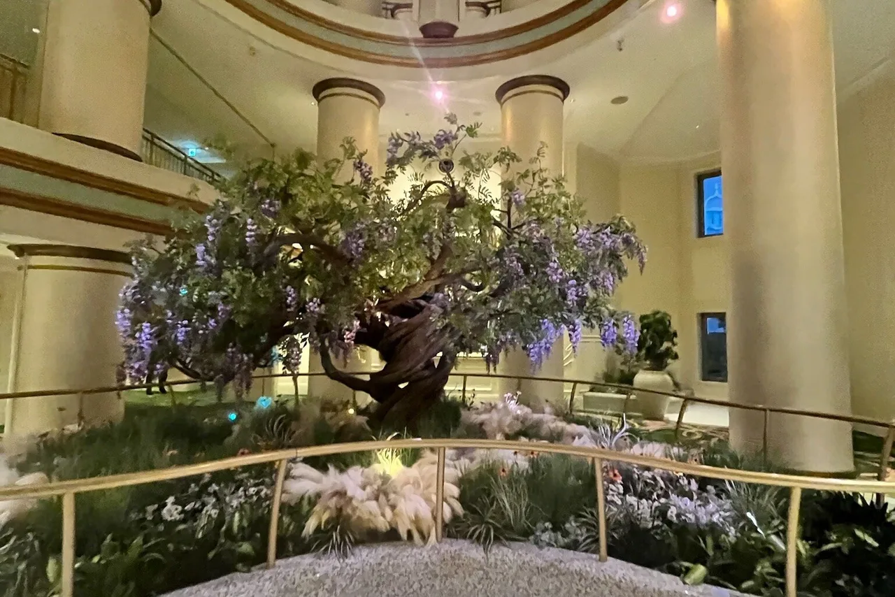 ล็อบบี้ Art Nouveau ที่ Fantasy Springs Hotel