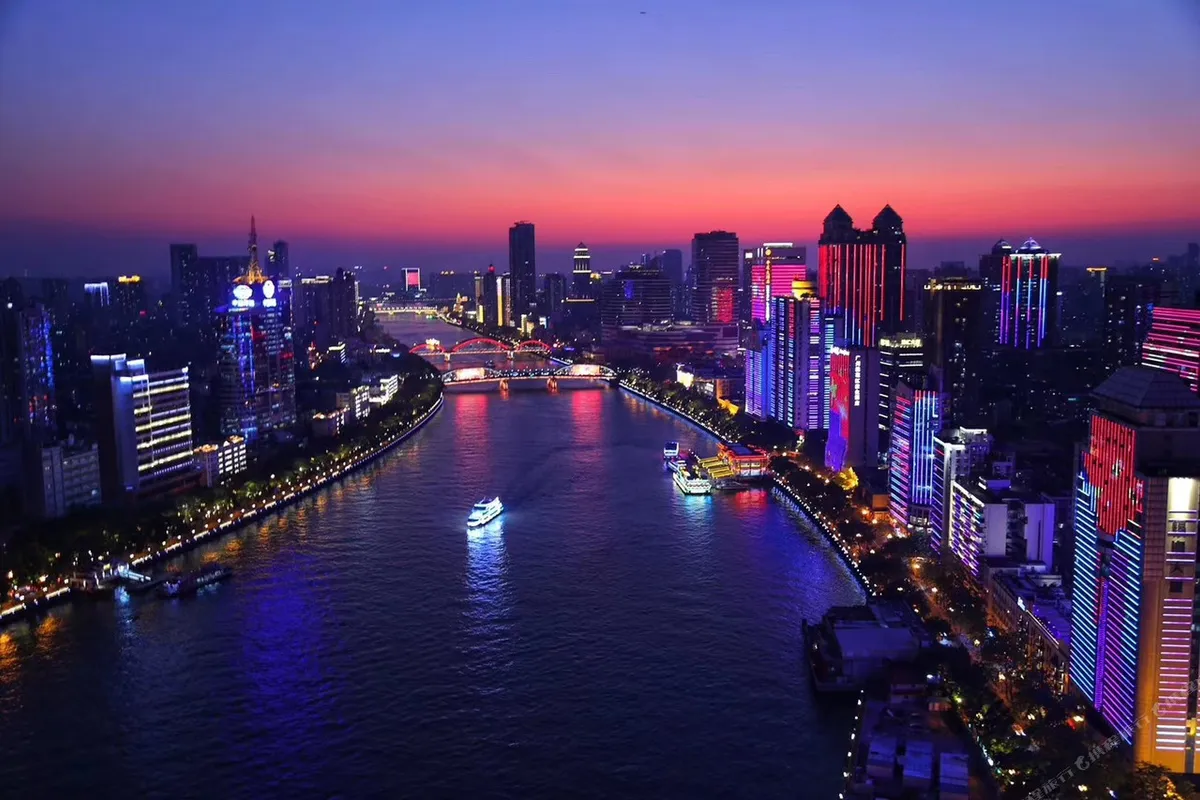 TOP TOUR Xiangtu Wanyu Guangzhou — rooms and atmosphere