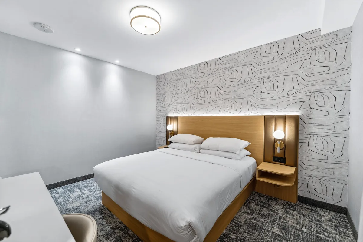 Tower Hotel at Fallsview — ภาพห้องพักและบรรยากาศ
