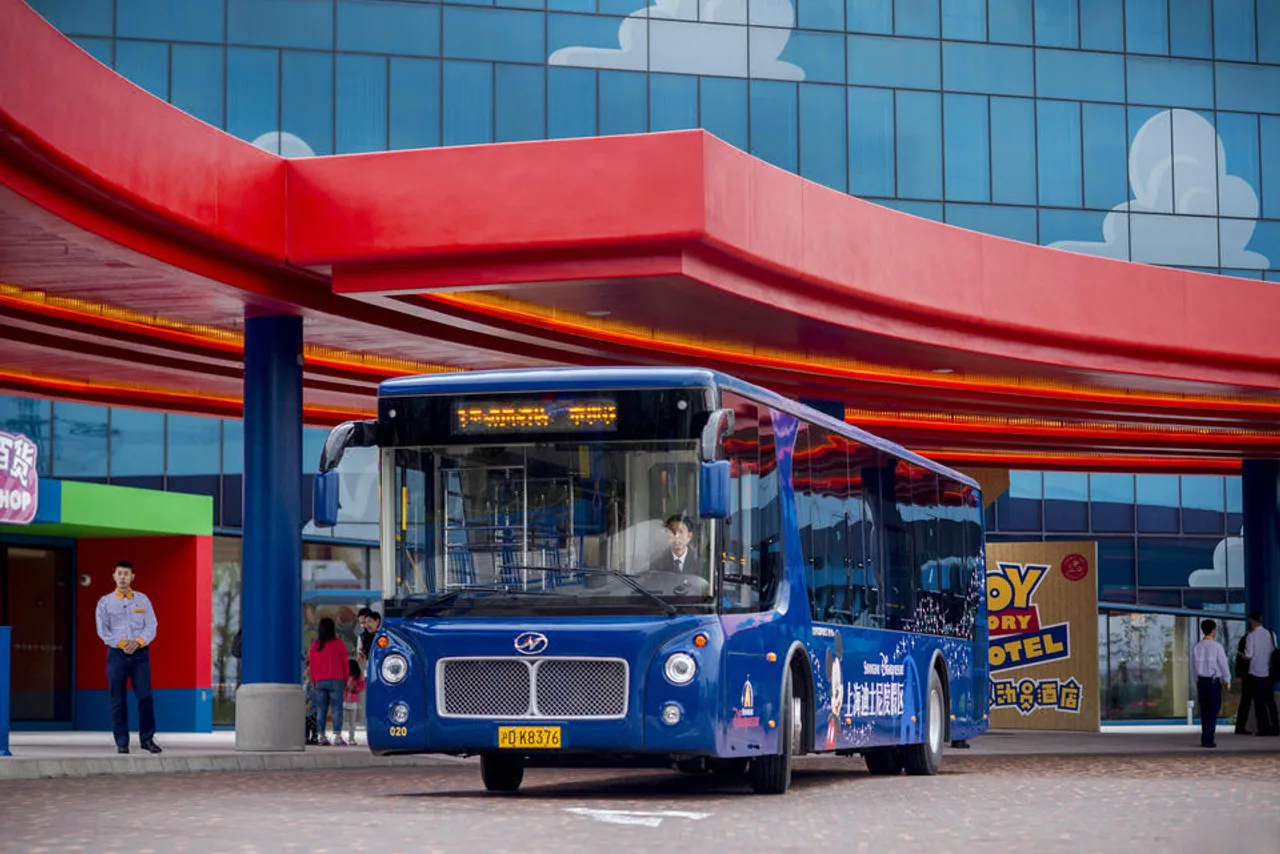 Toy Story Hotel (Shanghai Disney Resort) — ภาพห้องพักและบรรยากาศ