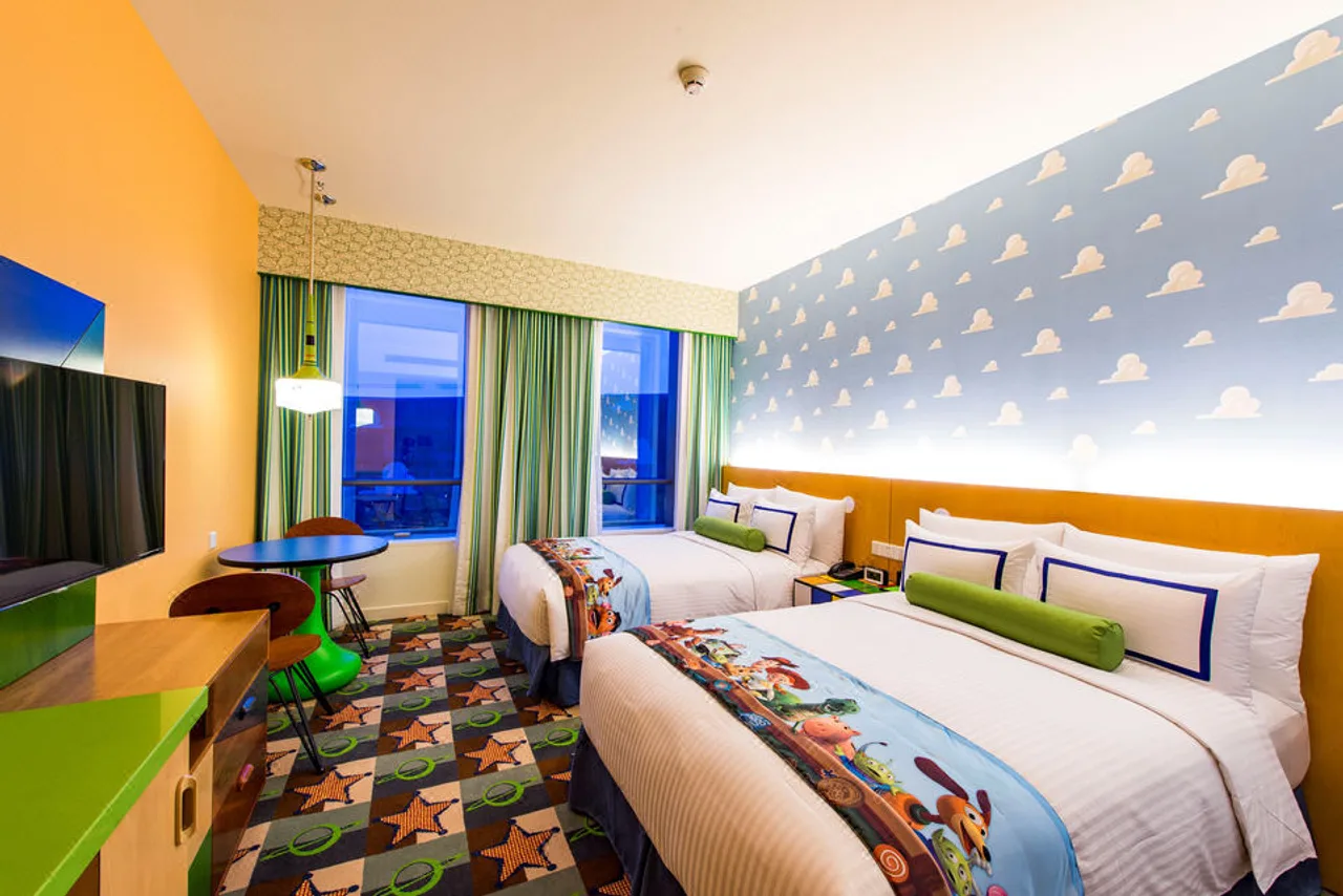 Toy Story Hotel (Shanghai Disney Resort) — ภาพห้องพักและบรรยากาศ