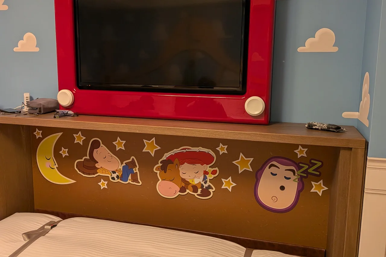 Tokyo Disney Toy Story Hotel — ภาพห้องพักและบรรยากาศ
