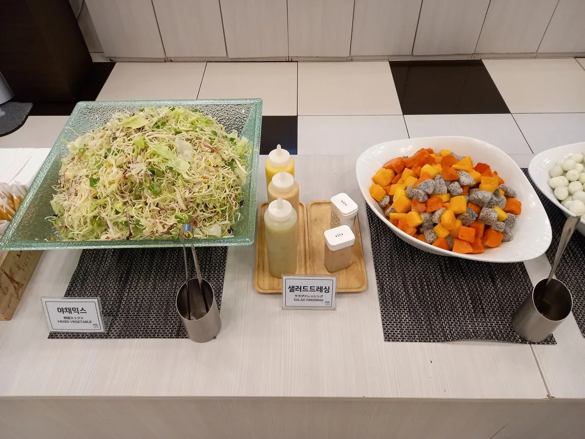 Toyoko Inn Busan Station No.1 — rooms and atmosphere