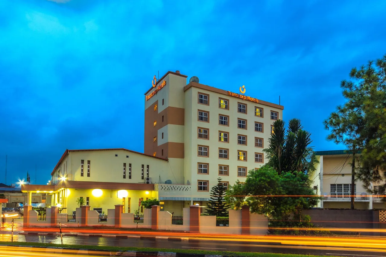 Transcorp Metropolitan Hotel Calabar — คาลาบาร์