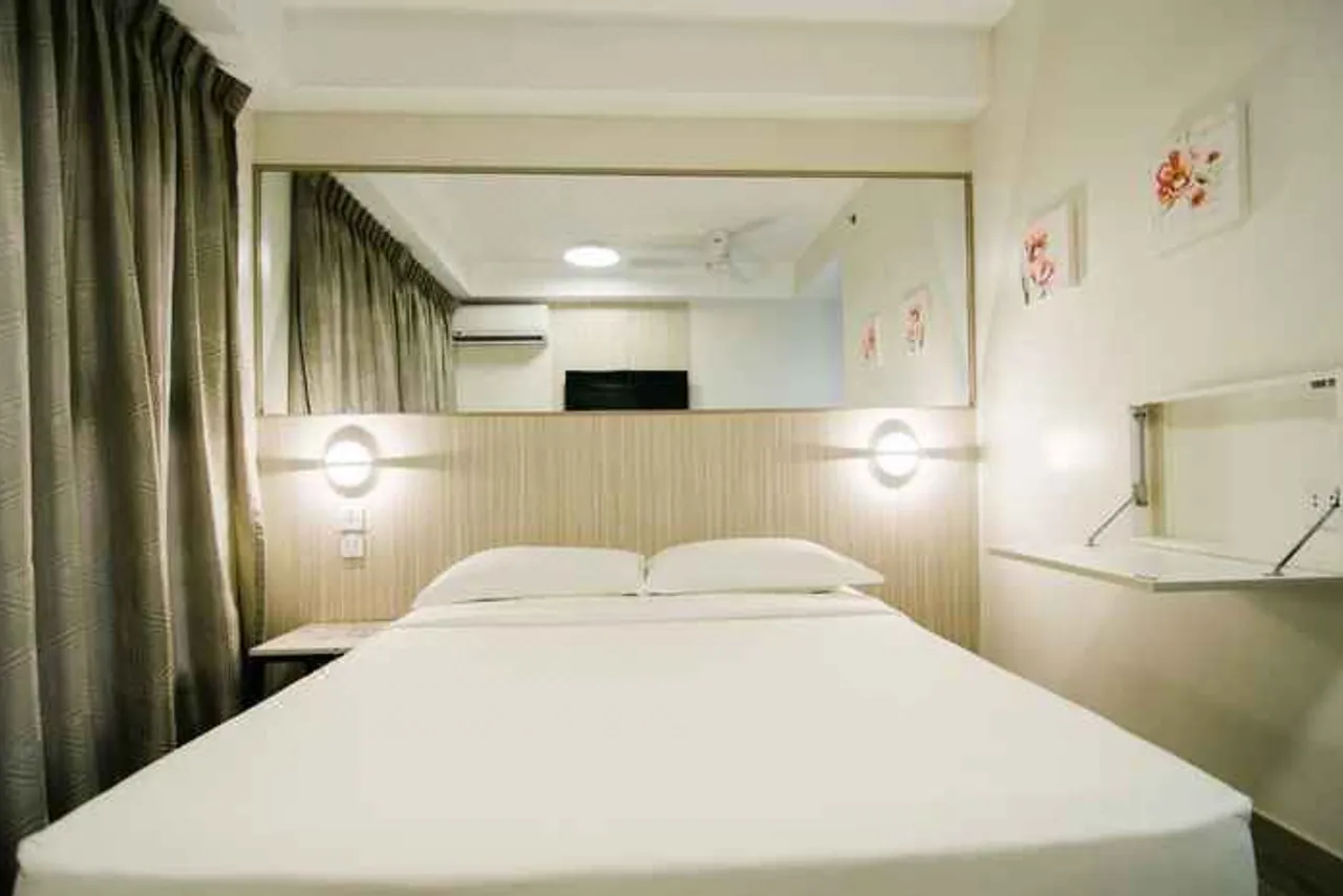 Travelite Express Hotel — ภาพห้องพักและบรรยากาศ