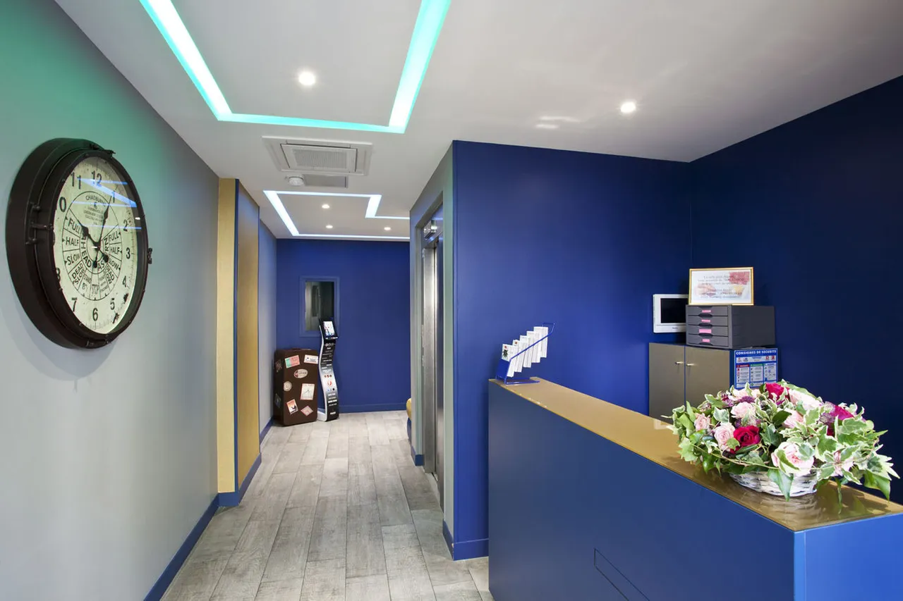 Trianon Gare de Lyon — rooms and atmosphere