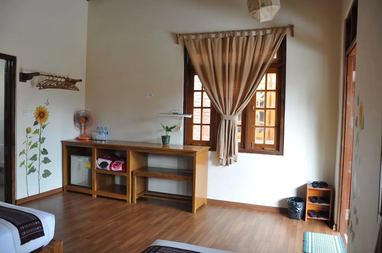 Trinity Family Inn — rooms and atmosphere