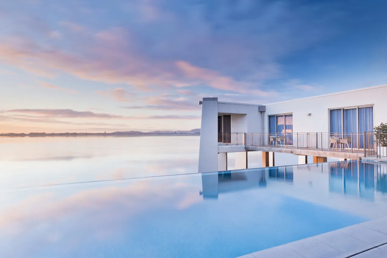 Trinity Wharf Tauranga — rooms and atmosphere