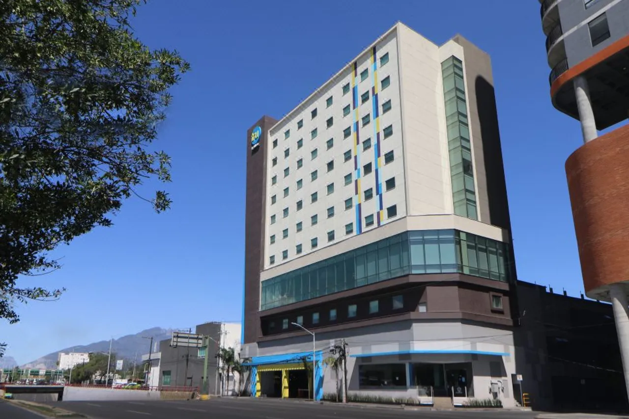 Tru by Hilton Monterrey Fundidora — ภาพห้องพักและบรรยากาศ