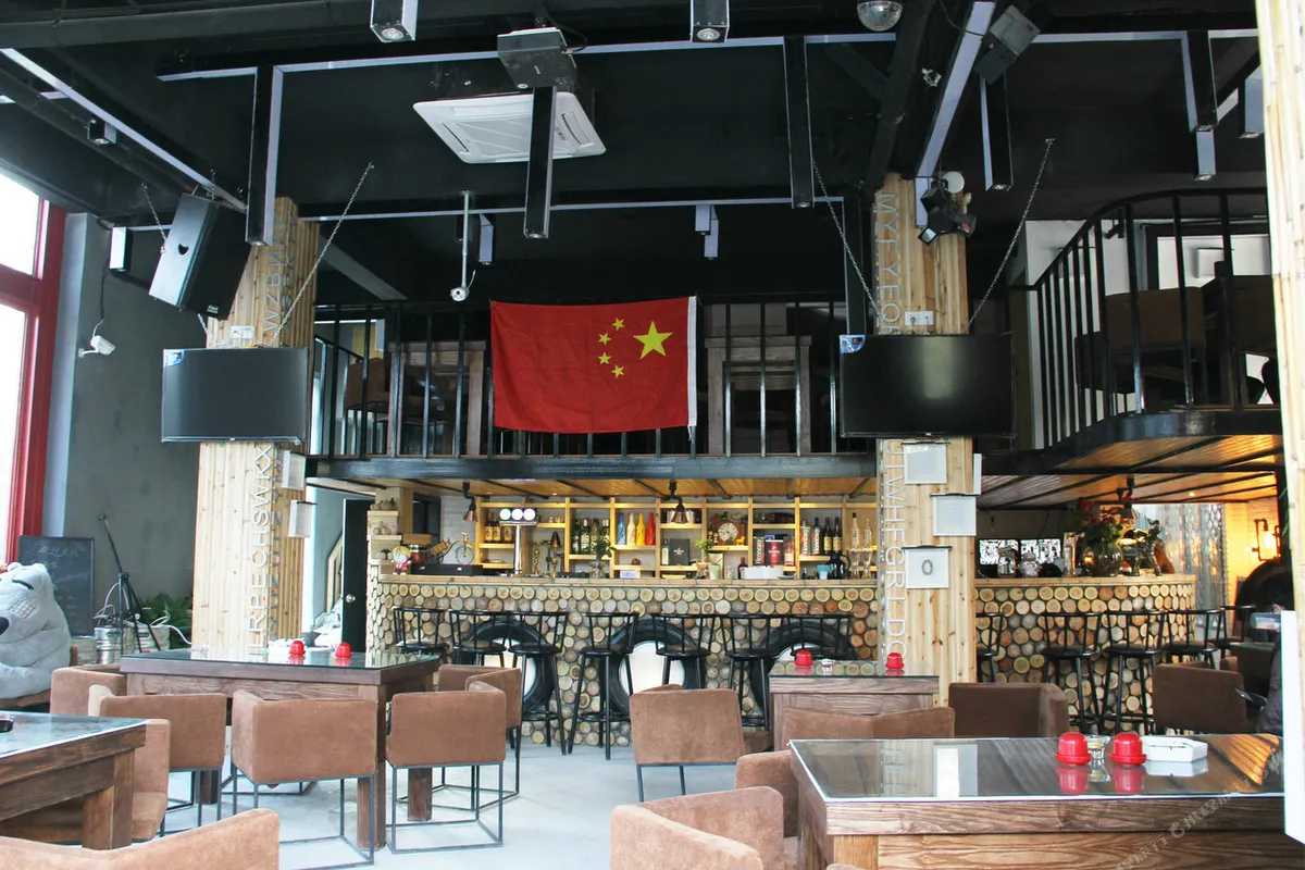 Tuding Hostel Nanjing Confucius Temple Qinhuai Riverside — rooms and atmosphere