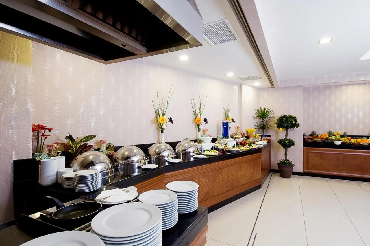TUGCU Hotel Select — rooms and atmosphere