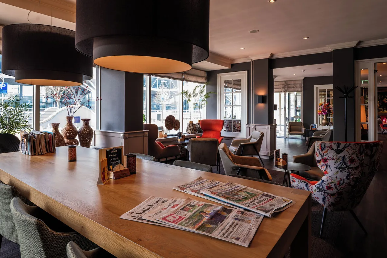 Tulip Inn Leiden Centre — rooms and atmosphere