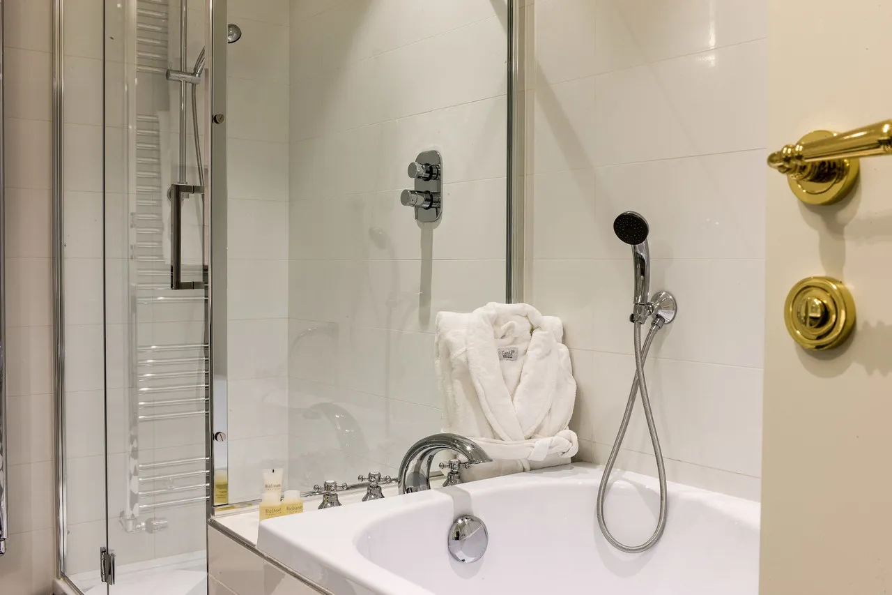 Turin Palace Hotel — rooms and atmosphere