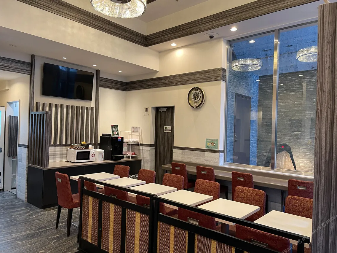 Ueno Urban Hotel — rooms and atmosphere