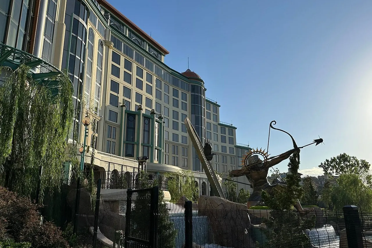 Universal Helios Grand Hotel, a Loews Hotel — ภาพห้องพักและบรรยากาศ